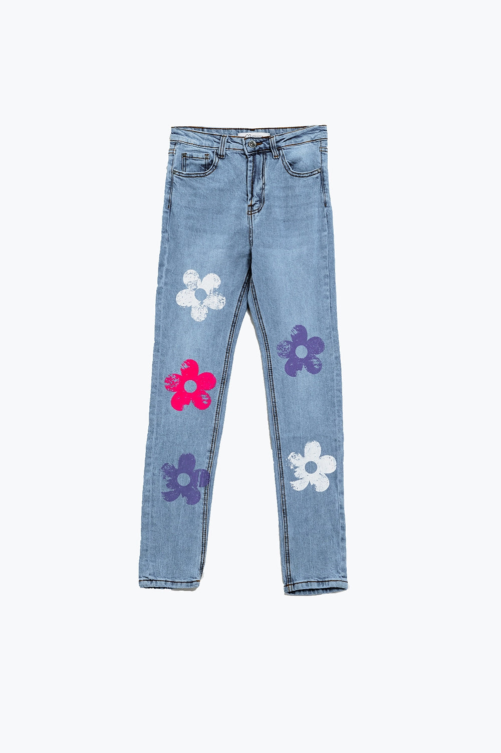 Calça Jeans Skinny 5 Bolsos Com Detalhe De Flor