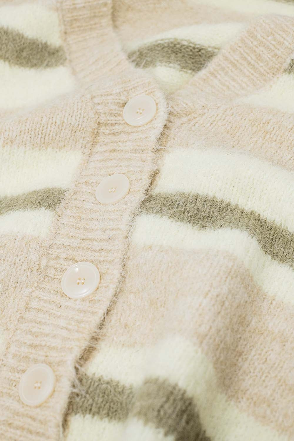 cardigan fofo listrado bege