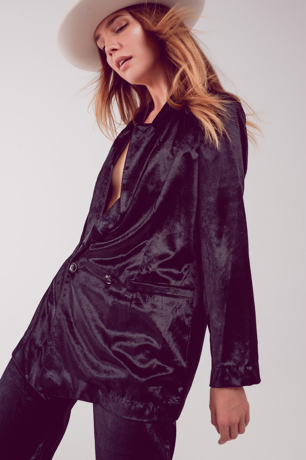 Blazer de veludo preto oversize