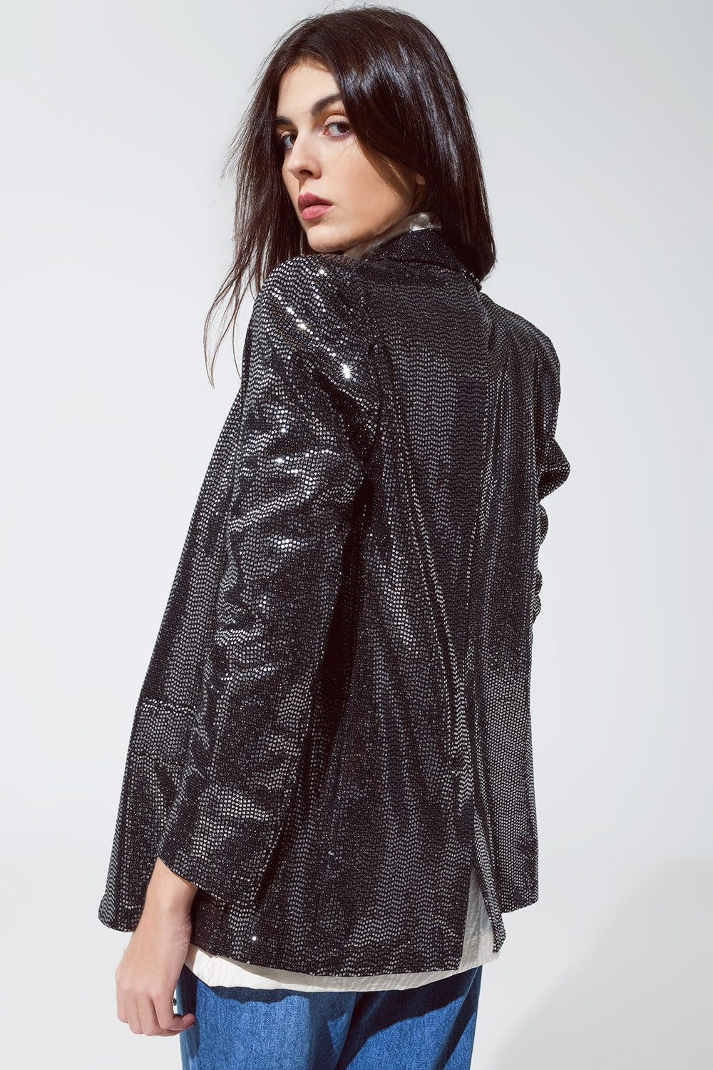 Blazer descontraído com lantejoulas para festas prateadas