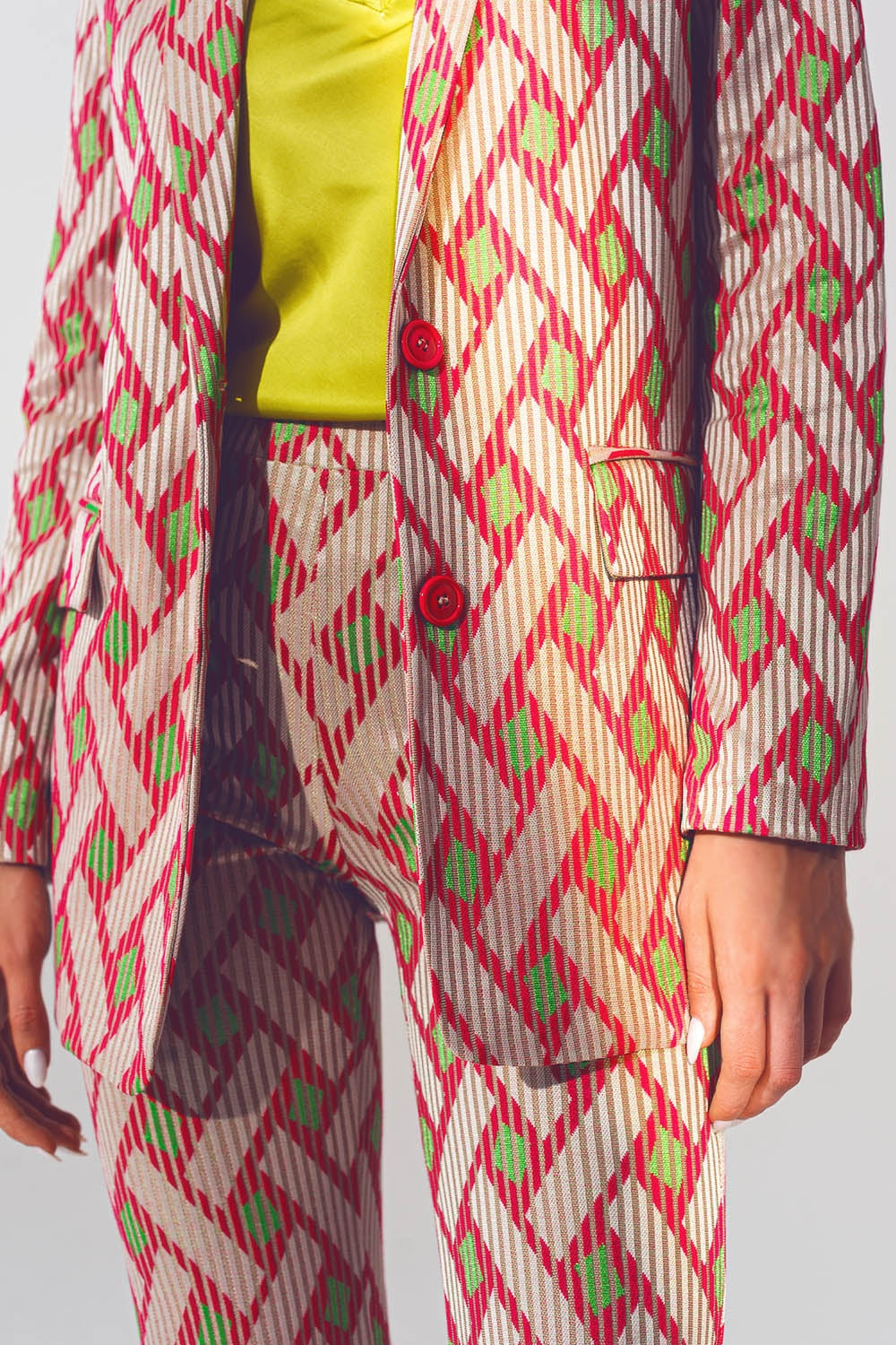 Blazer rosa com impressão colorida