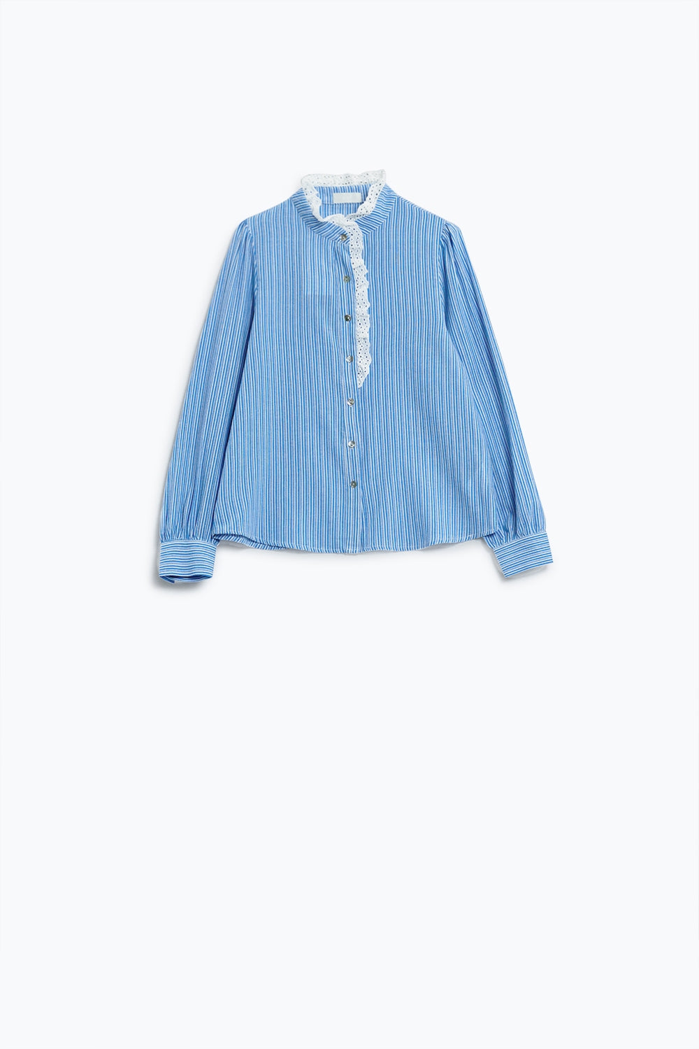 Camisa Azul Com Listras Verticais Brancas Com Detalhe De Renda