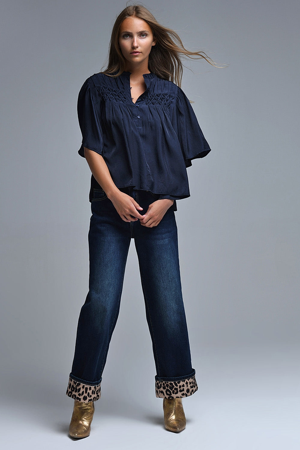 Blusa descontraída estilo boho da Marinha com pormenores bordados
