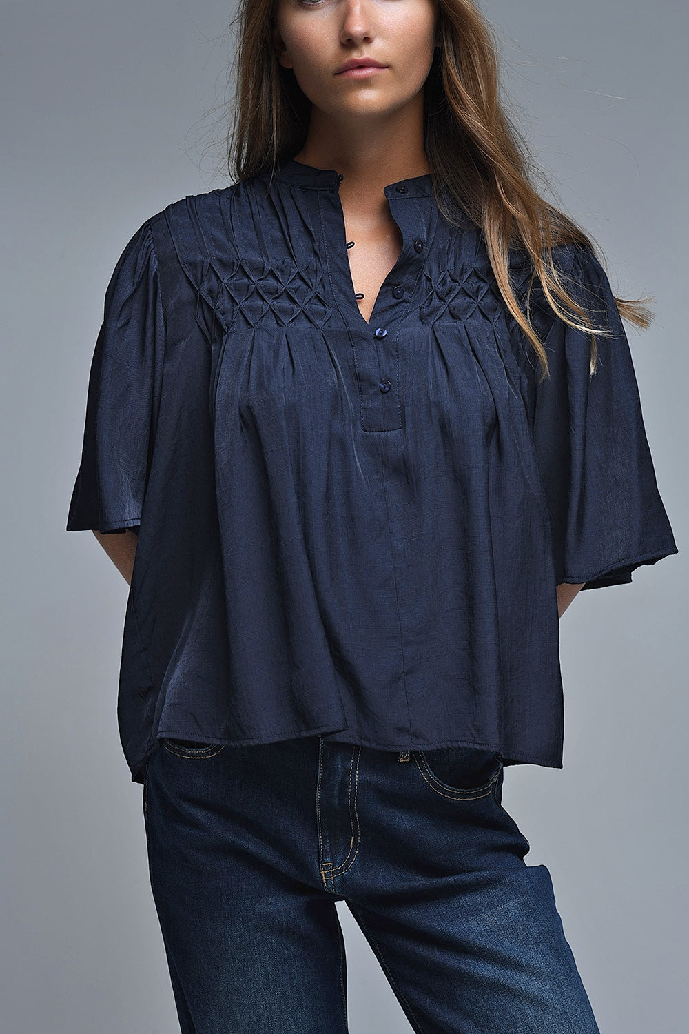 Blusa descontraída estilo boho da Marinha com pormenores bordados