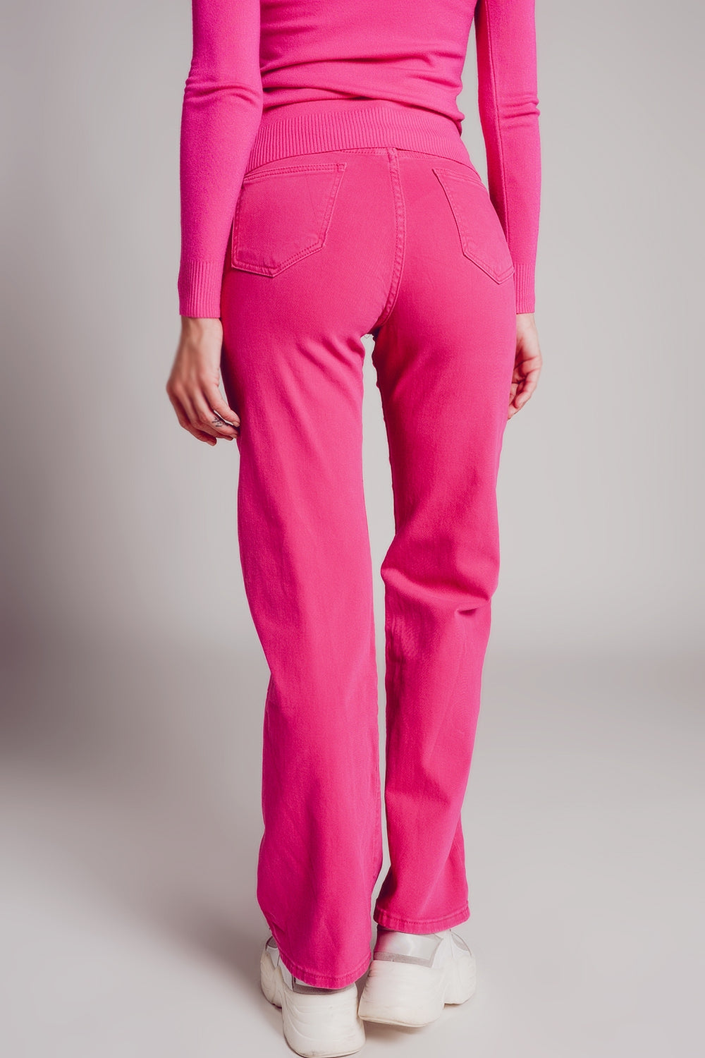Calças de ganga mom fuchsia com alta subida e ajuste solto