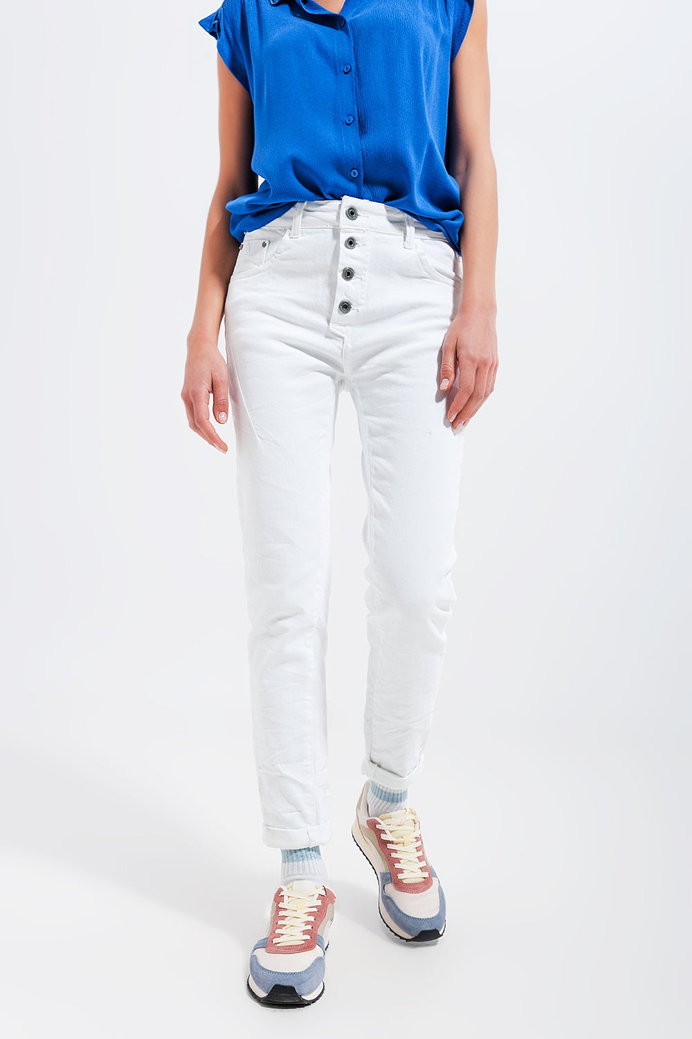 Calças de ganga skinny branco com fecho de botão exposto
