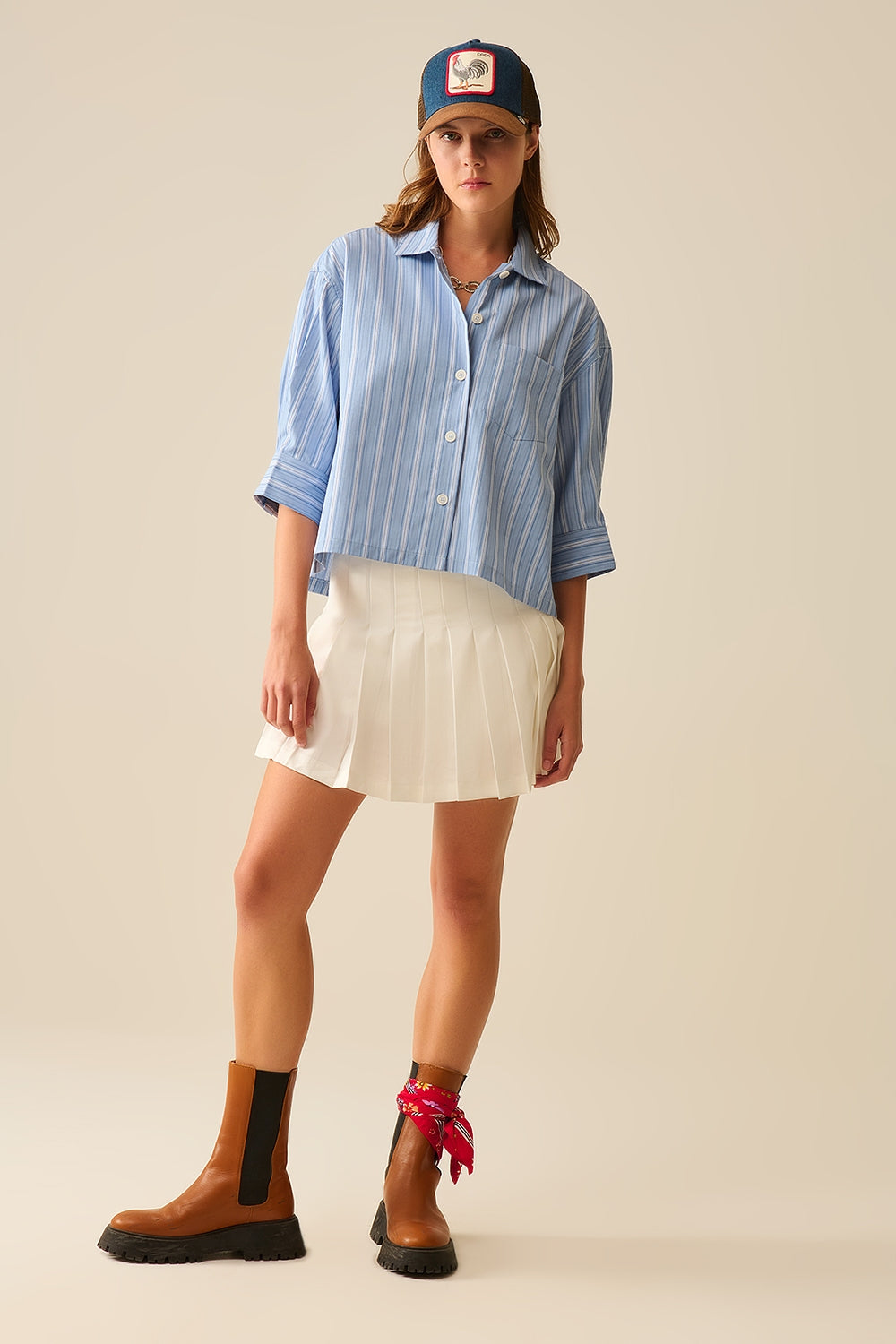 Camisa às riscas com corte oversized em azul