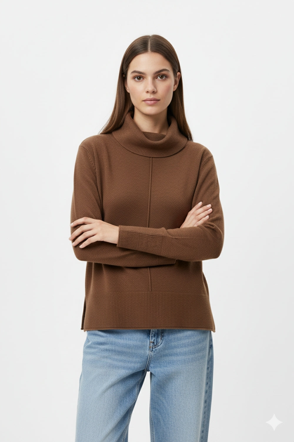 Camisola com gola redonda em castanho