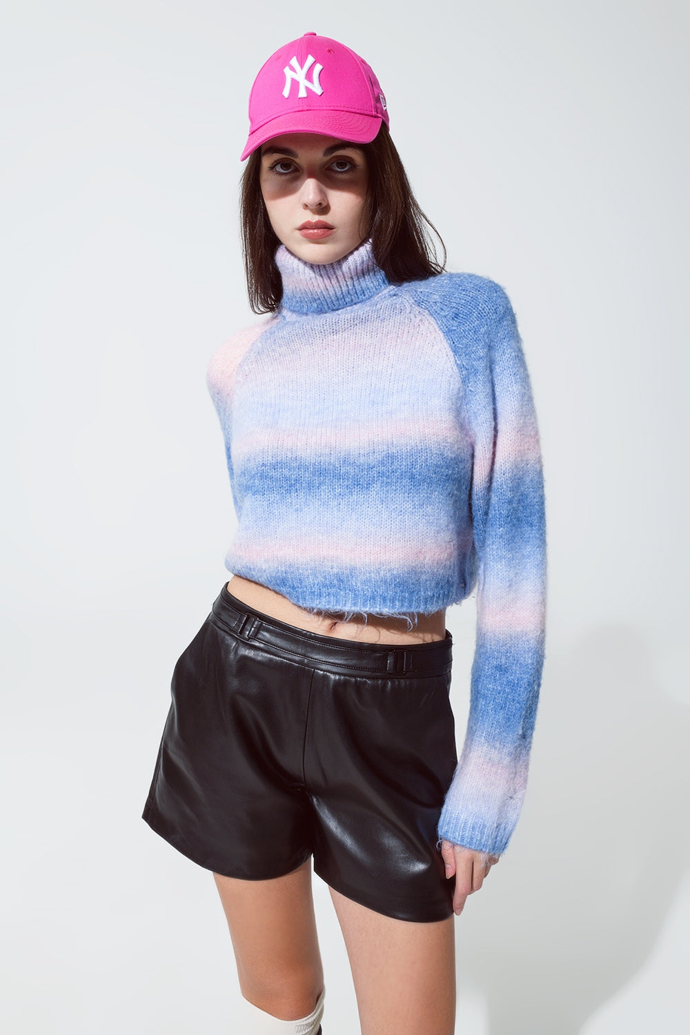 Q2 Camisola de gola alta em malha fofa em a