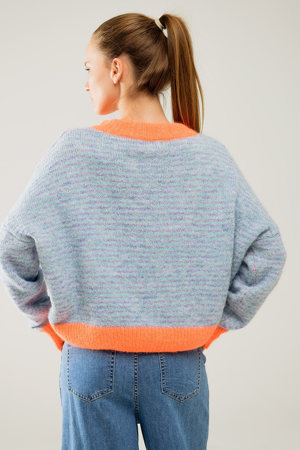 Camisola de malha azul-clara/laranja de grandes dimensões