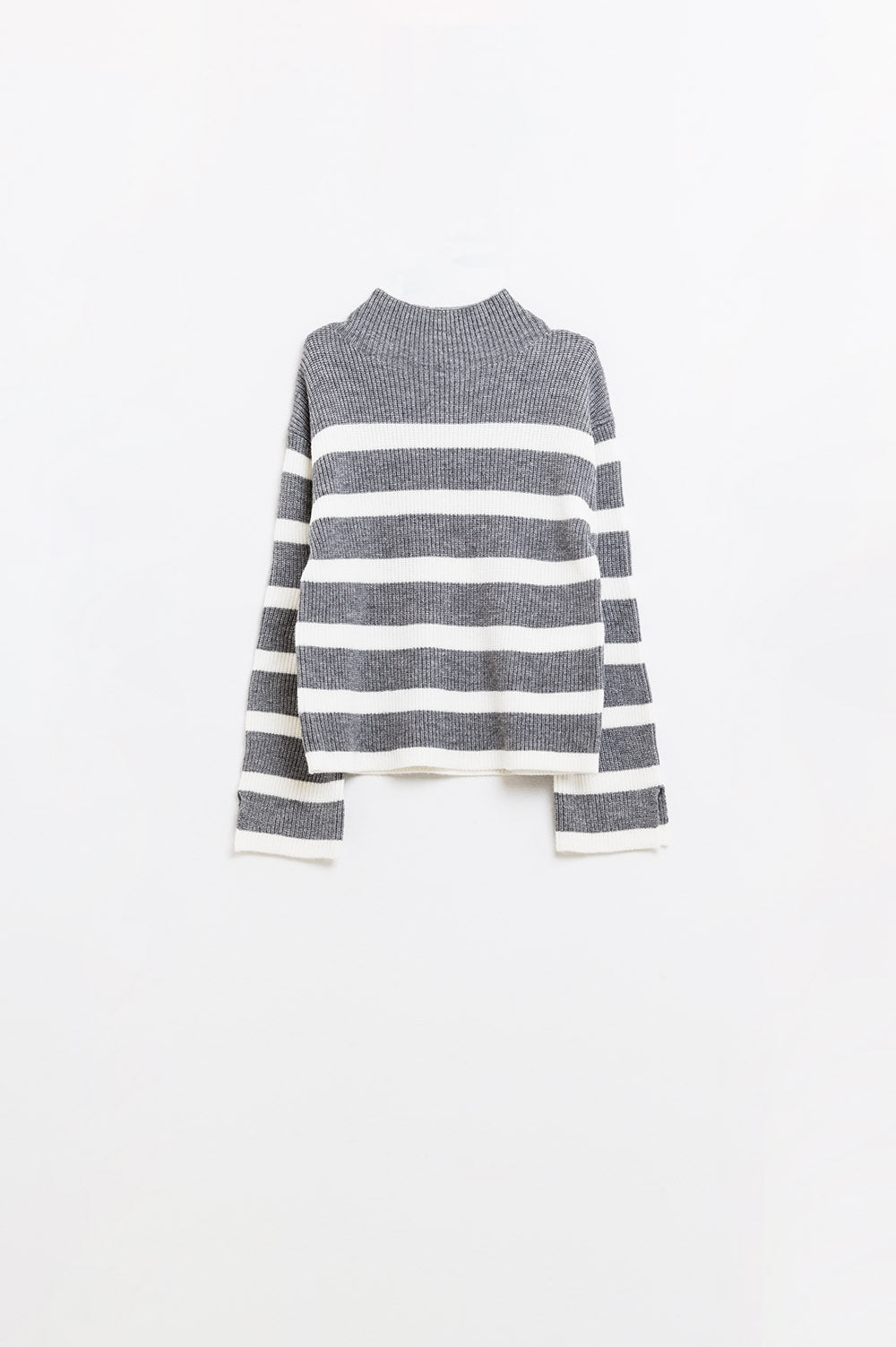 Q2 Camisola de malha canelada em cinzento com riscas creme