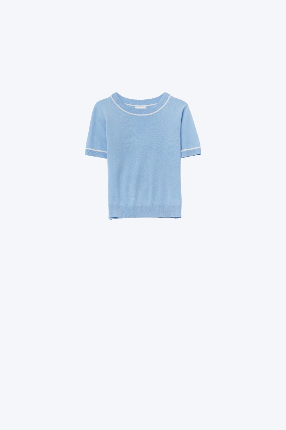Q2 Camisola de malha de manga curta azul bebé com acabamentos em contraste
