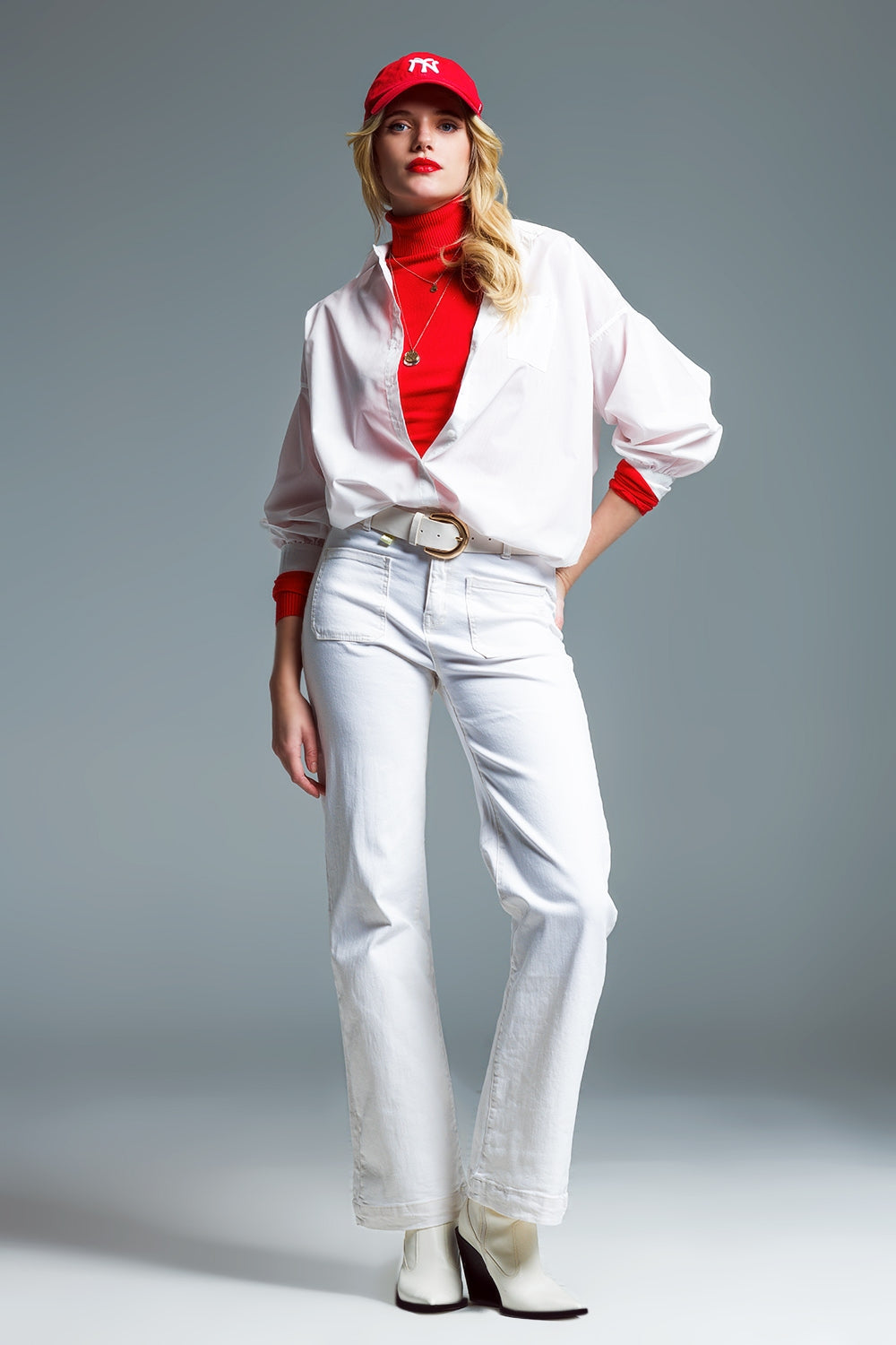 Camisola de malha fina com gola alta em vermelho