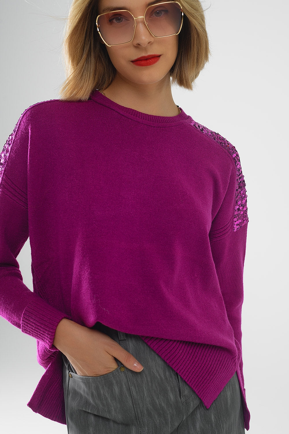 Camisola de mangas compridas fúcsia com lantejoulas nos ombros