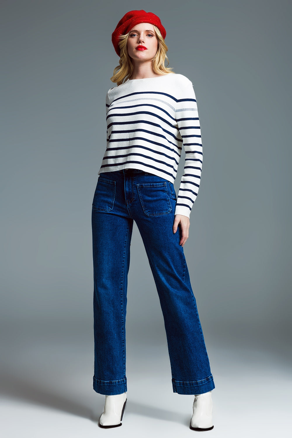 Camisola de riscos estilo marinho com detalhes de botões no ombro