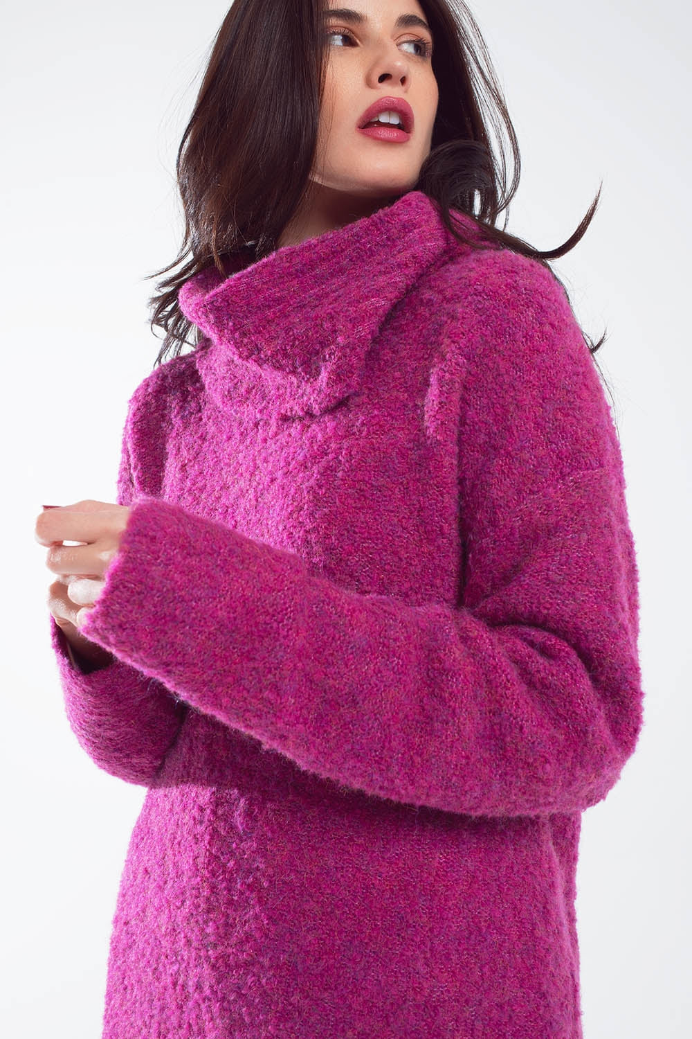 Camisola larga com gola bardot em magenta
