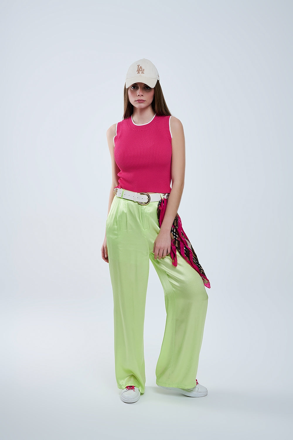 Camisola regata rosa framboesa com rebordo branco