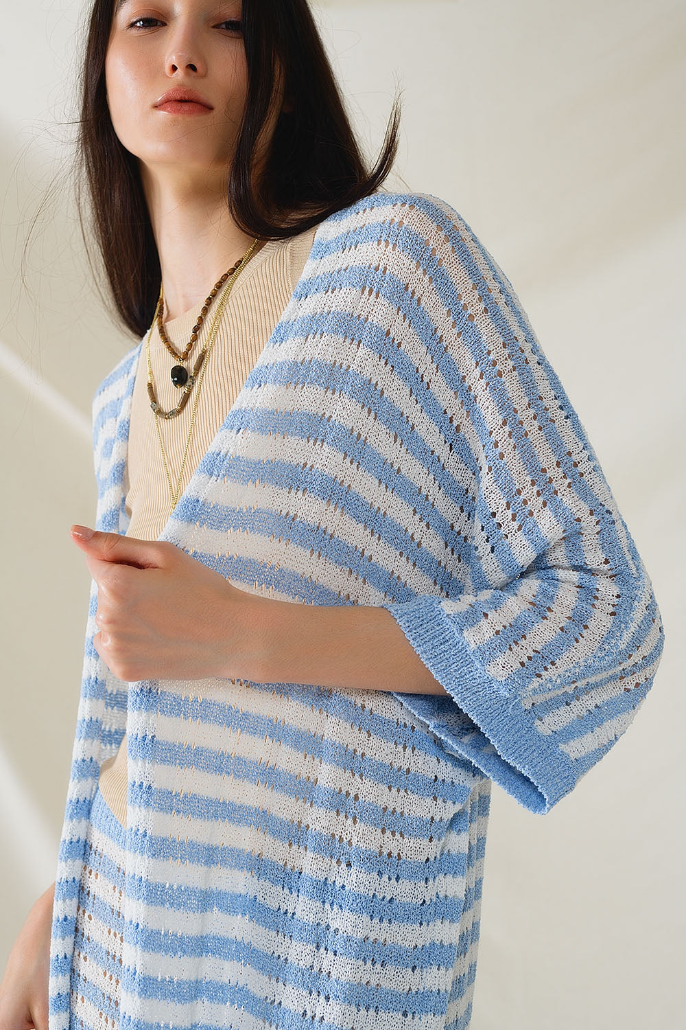 Casaco de malha azul estilo Boho com riscas de malha Pointelle e detalhes de franjas