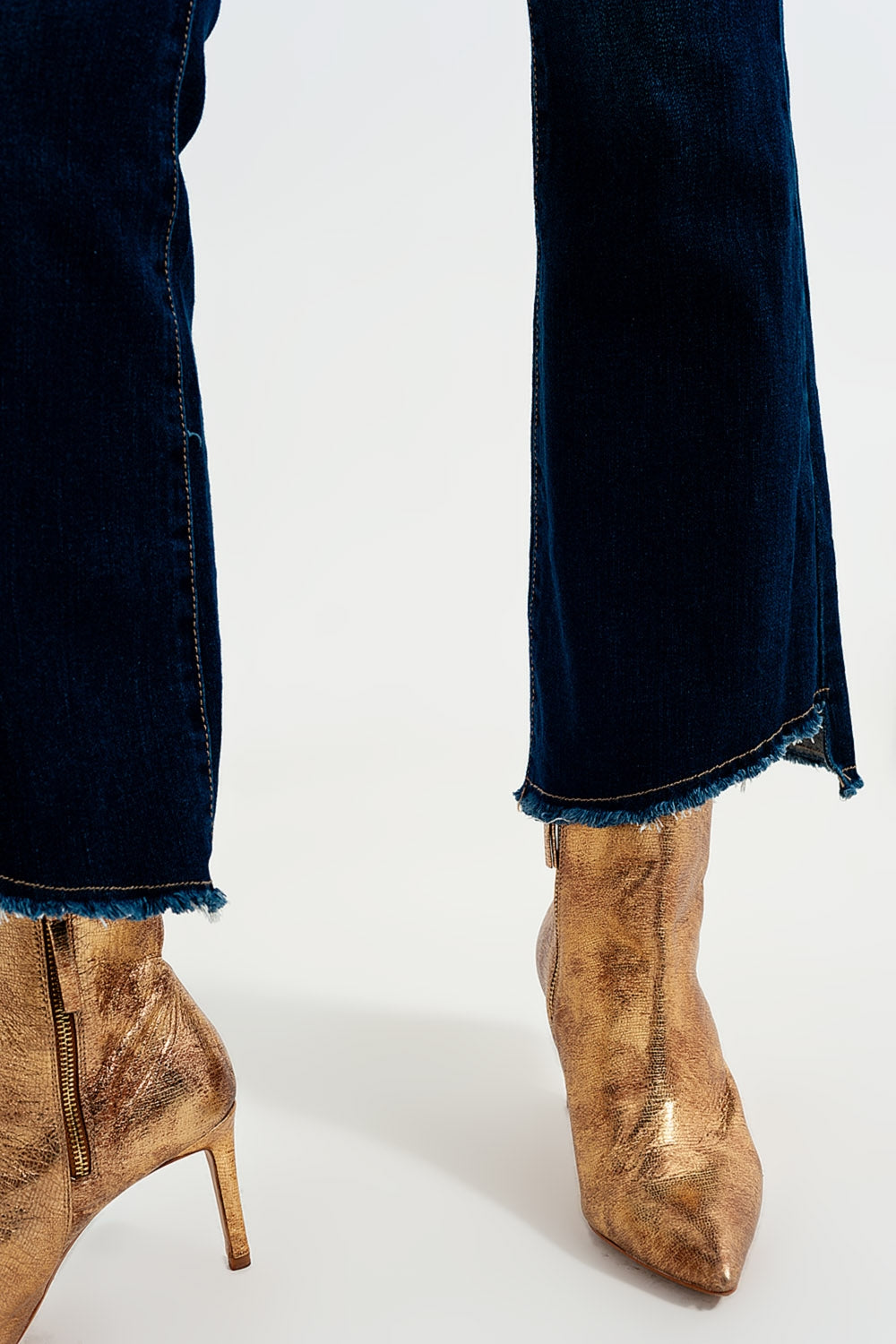jeans escuro flare
