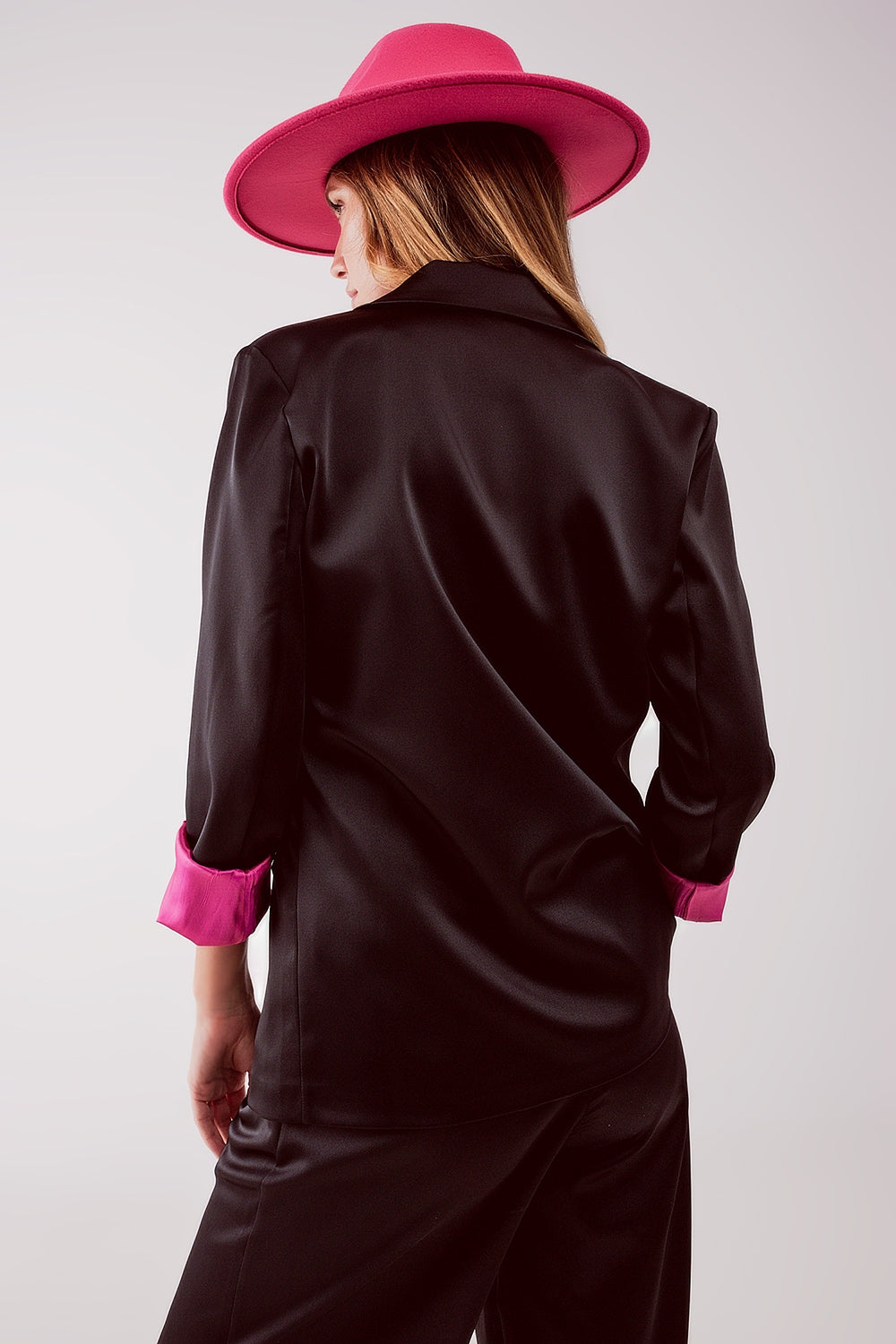 Elegante blazer de corte com botões de peito duplo em preto