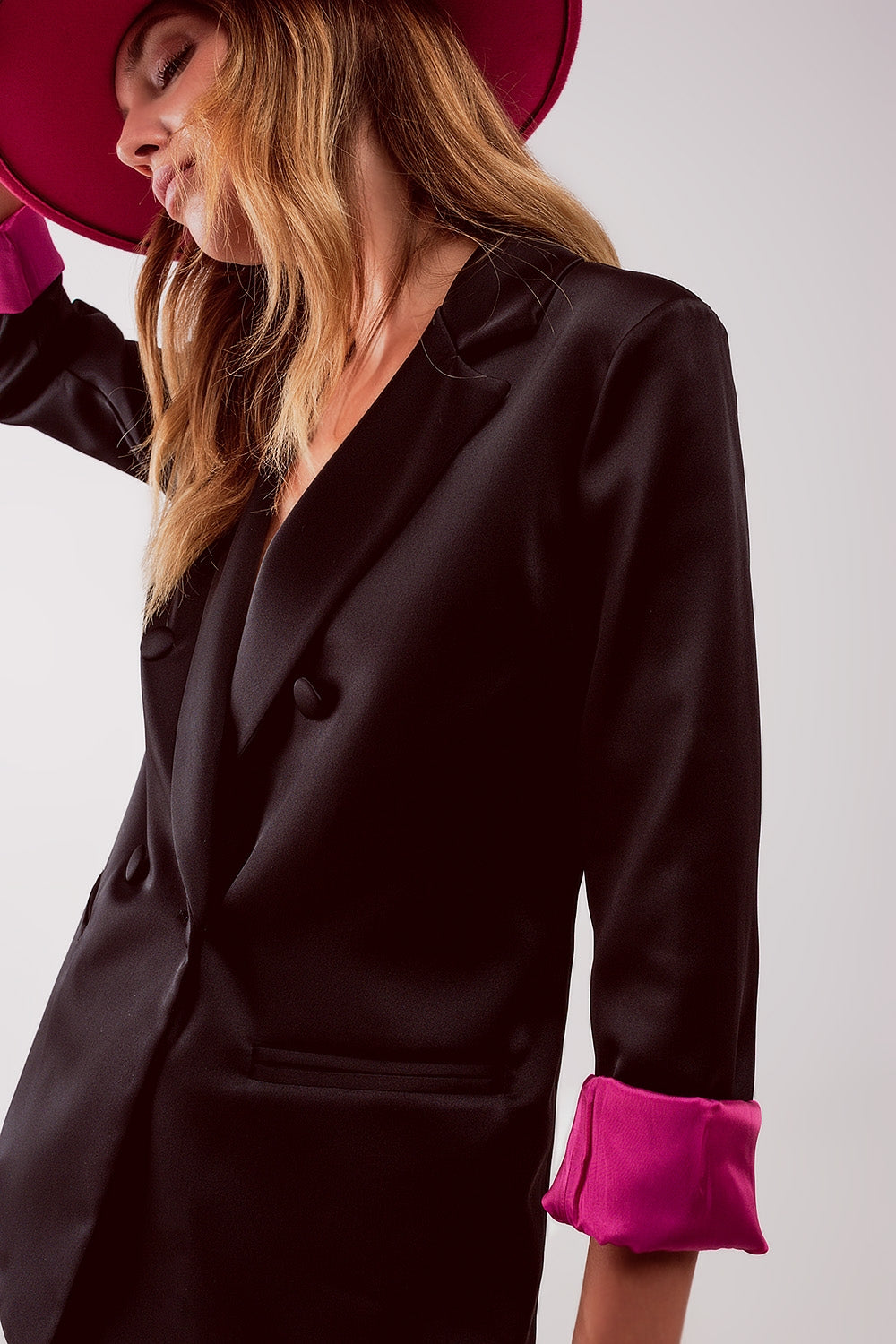 Elegante blazer de corte com botões de peito duplo em preto