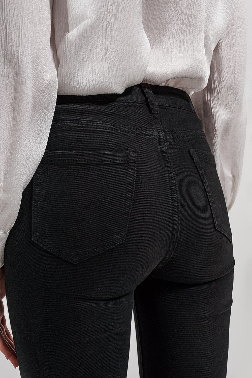 Calça jeans flare preta