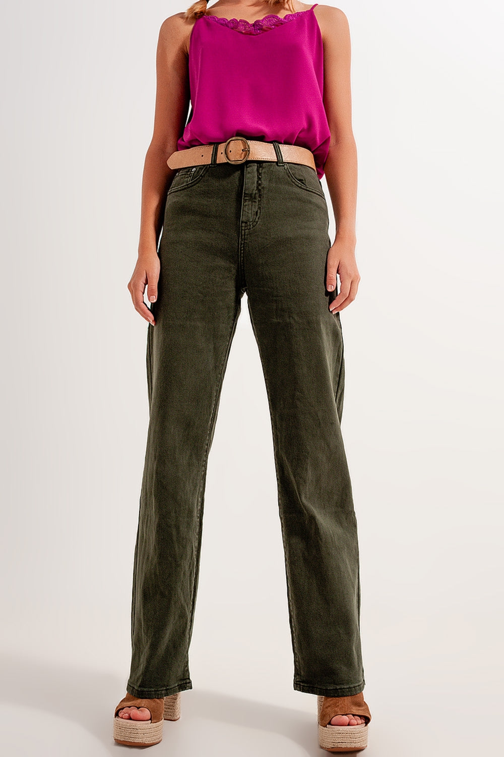 jeans mom de cintura alta e folgada em verde