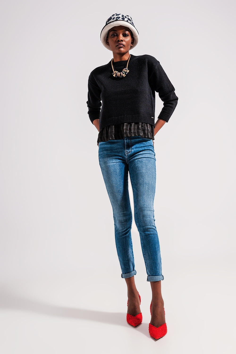 Calça jeans skinny elástica de cintura alta em azul médio