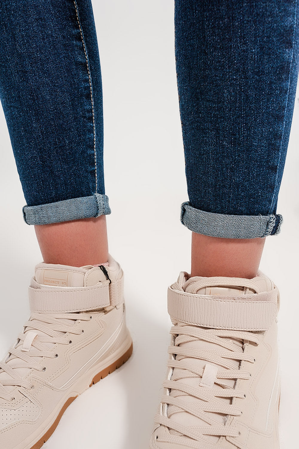Jeans skinny fit de cintura alta em azul escuro