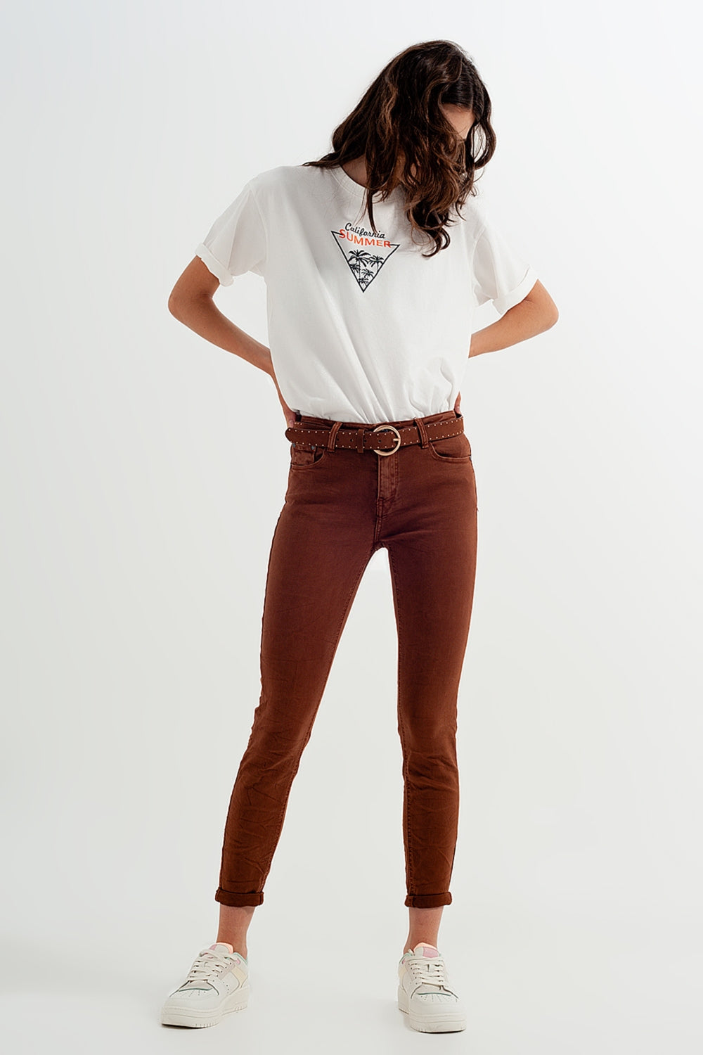 Calça super skinny de cintura alta em camelo