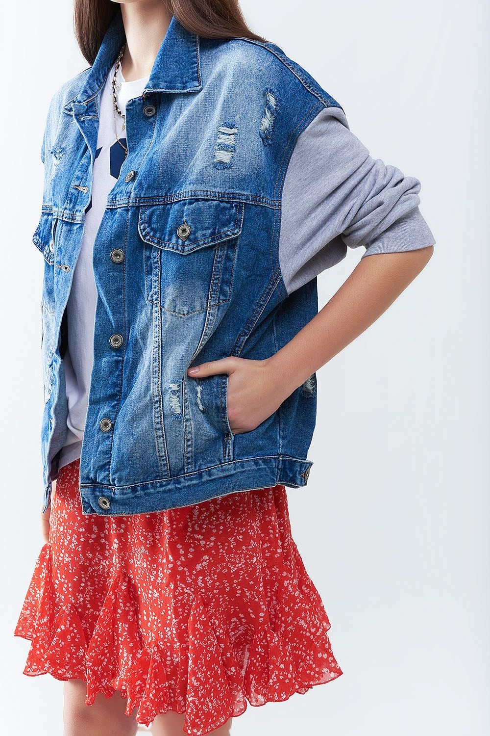 Jaqueta jeans com mangas de tecido jogging