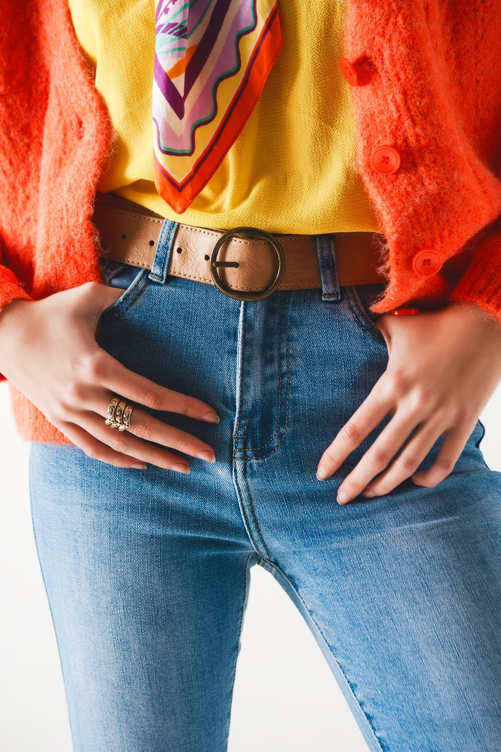Jeans flare alto dos anos 70 em lavagem clara com stretch