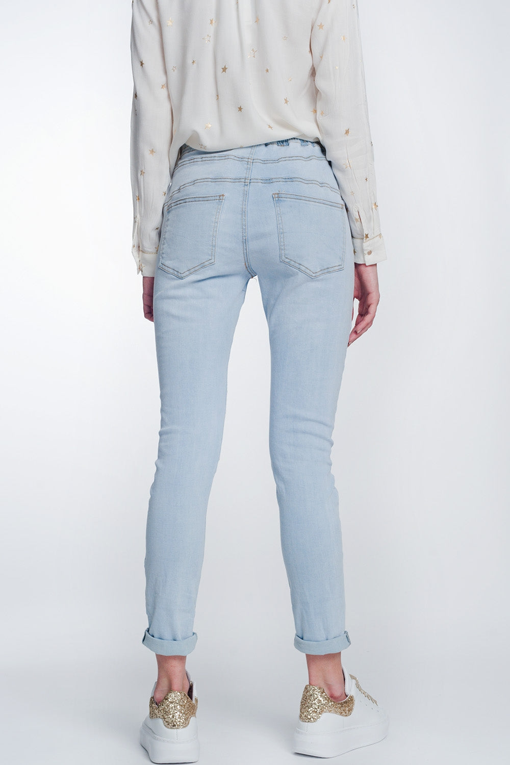 Calça jogger em lavagem clara