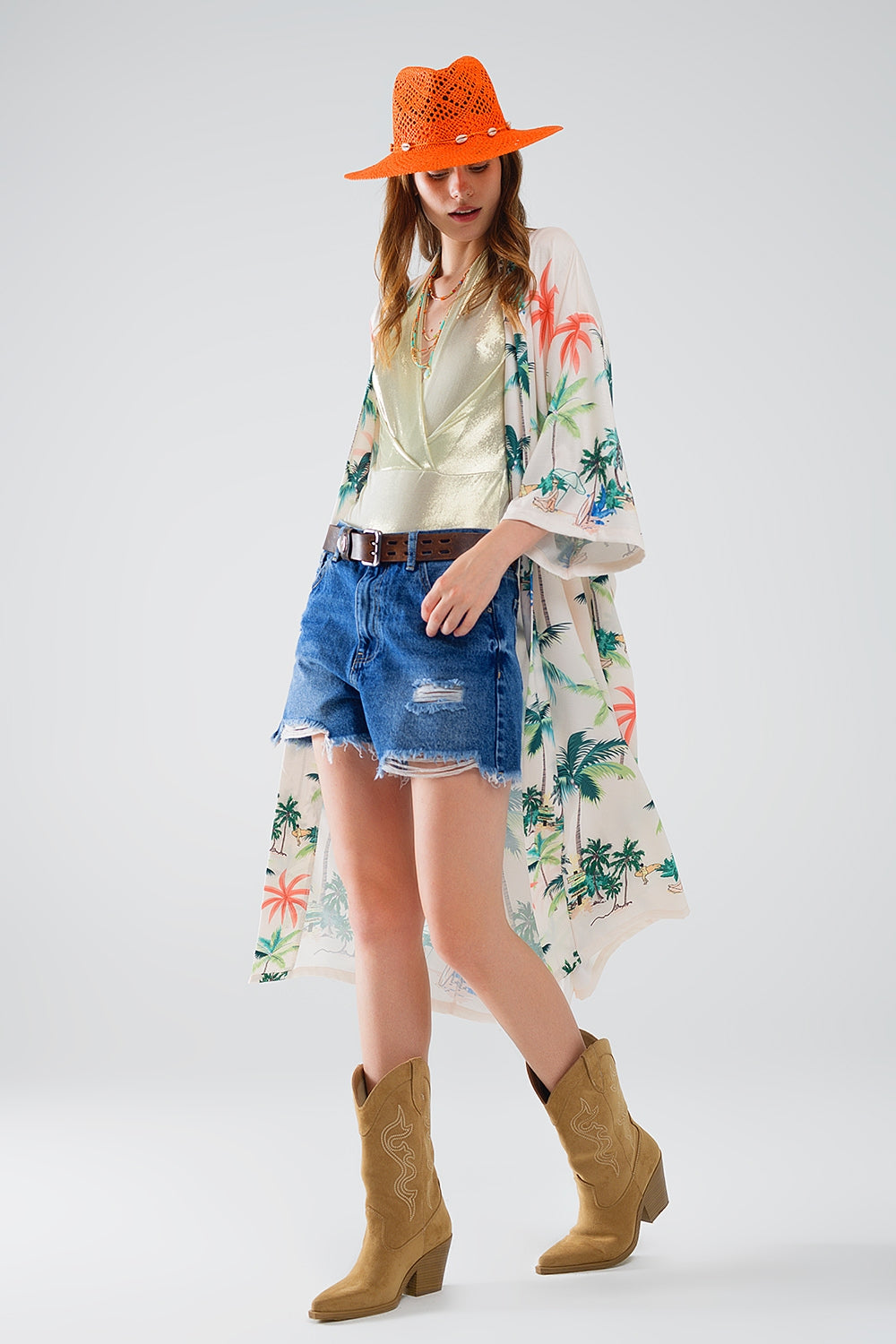 Kimono aberto creme com estampado de praia em comprimento midi