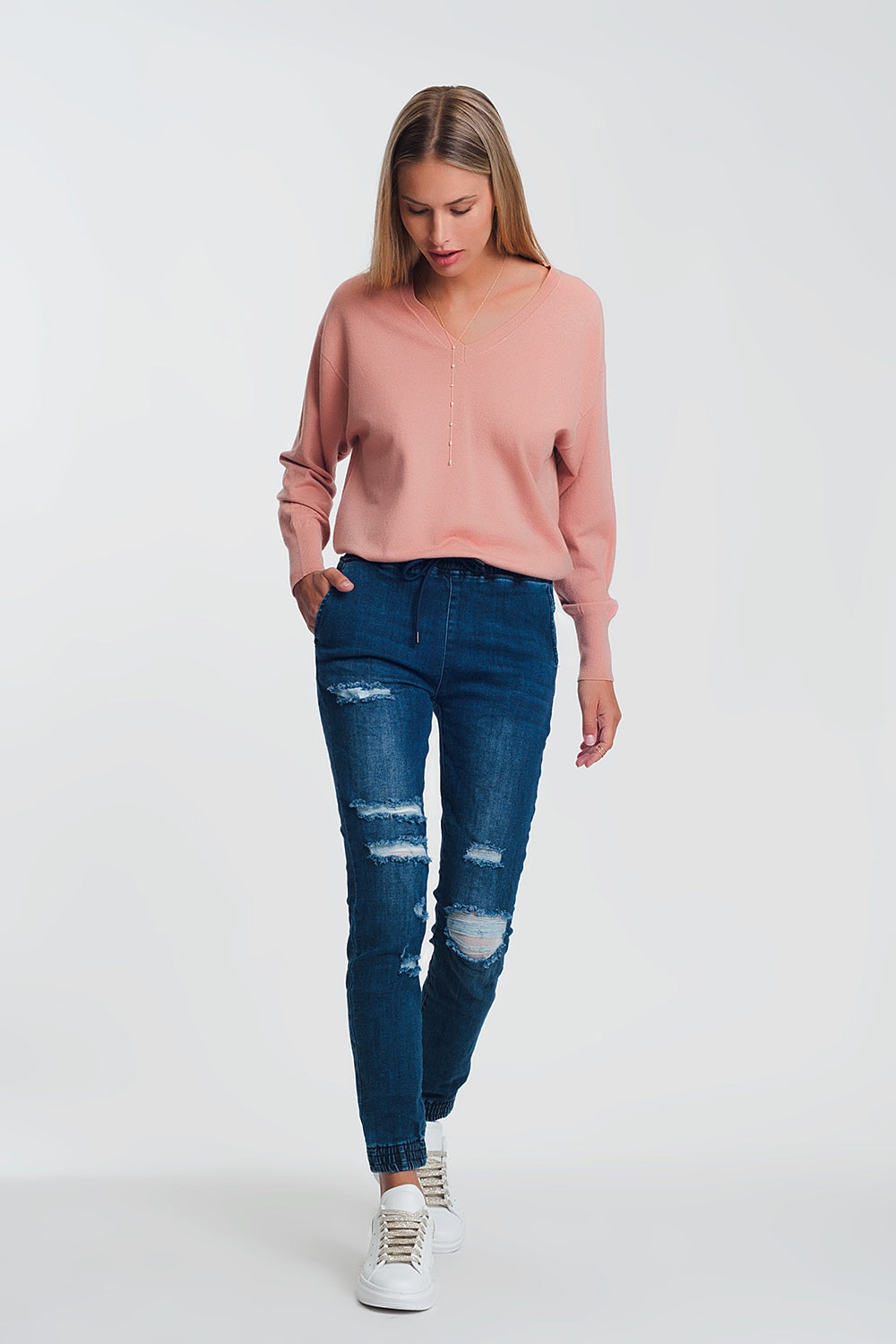 Calça jogger leve em denim escuro