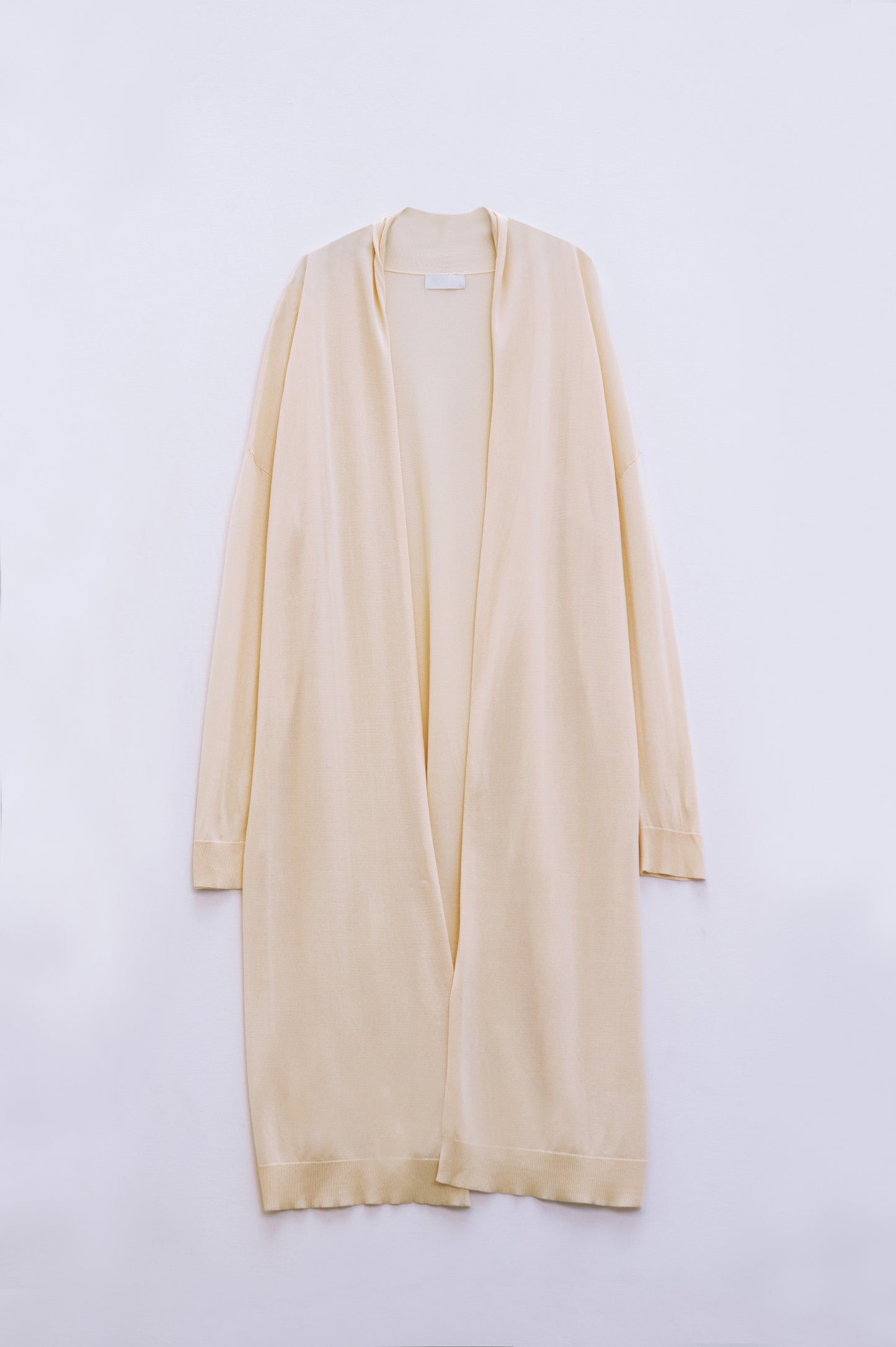 Cardigan maxi aberto bege manga comprida