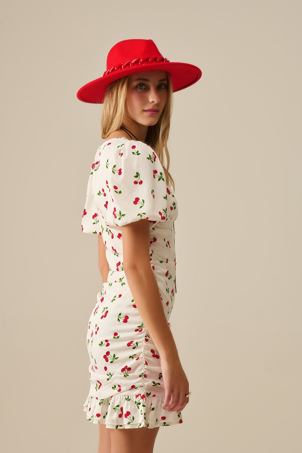 Minivestido com manga folhada Cherry