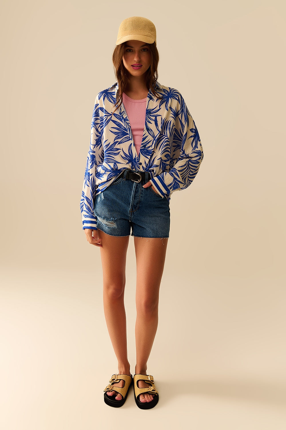 Motivo Tropical Blusa Relaxada em Azul e Branco
