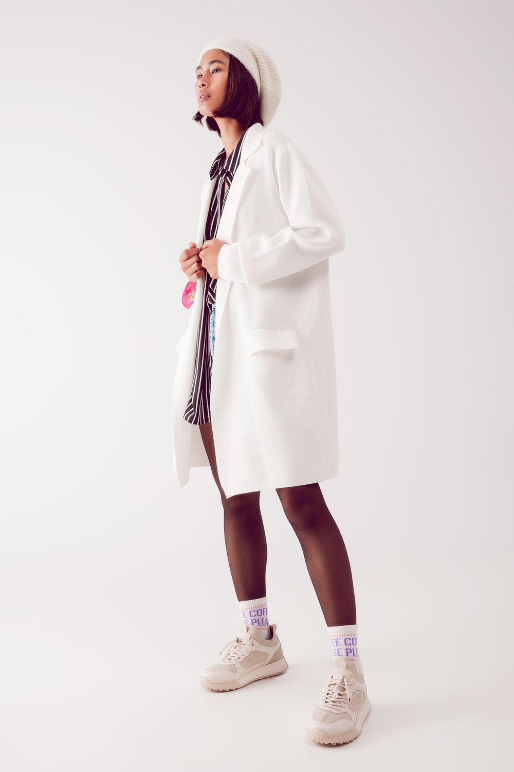 cardigan longo com gola oversized em creme