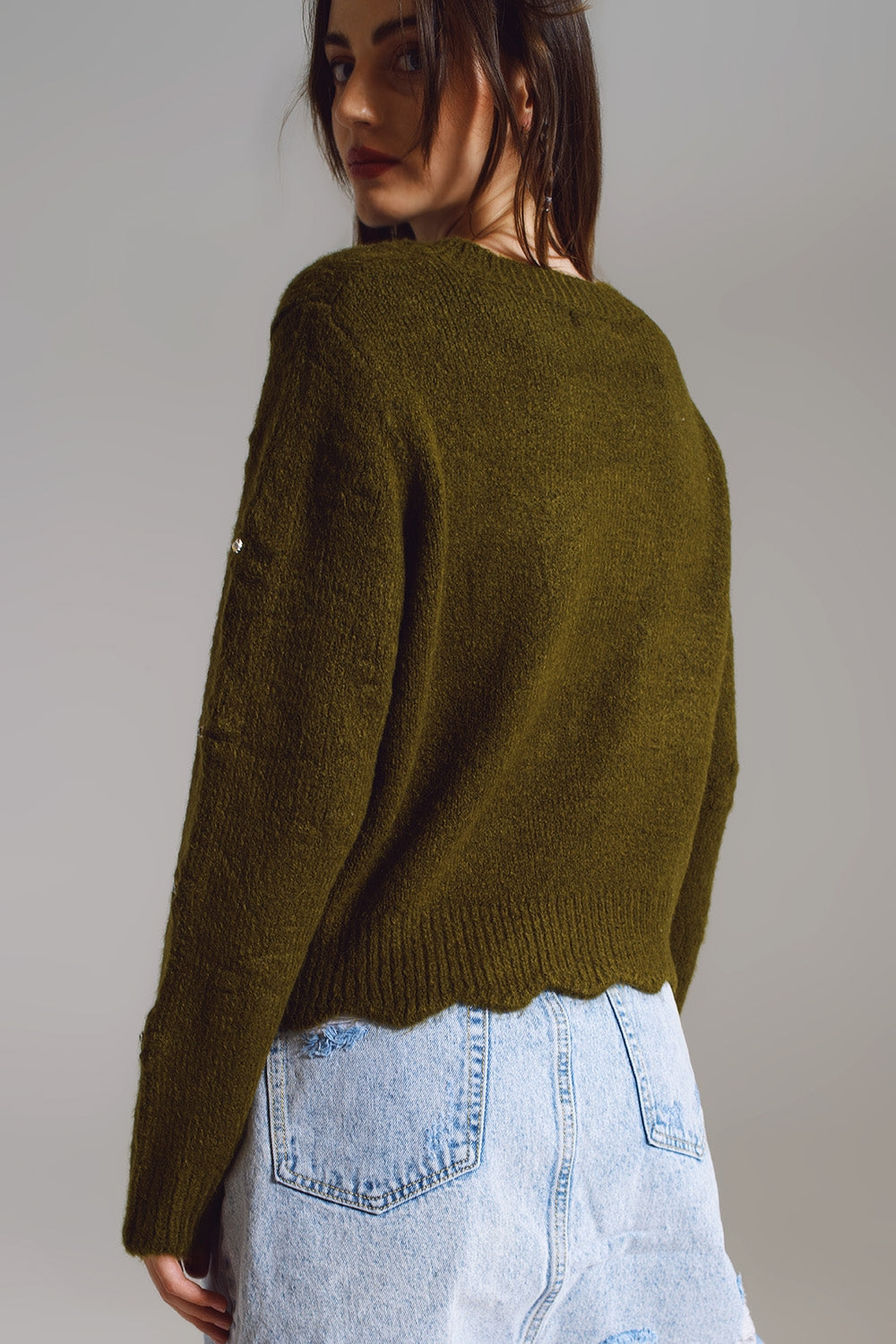 Camisola com Flores Tricotadas e Bordadas em Verde Escuro