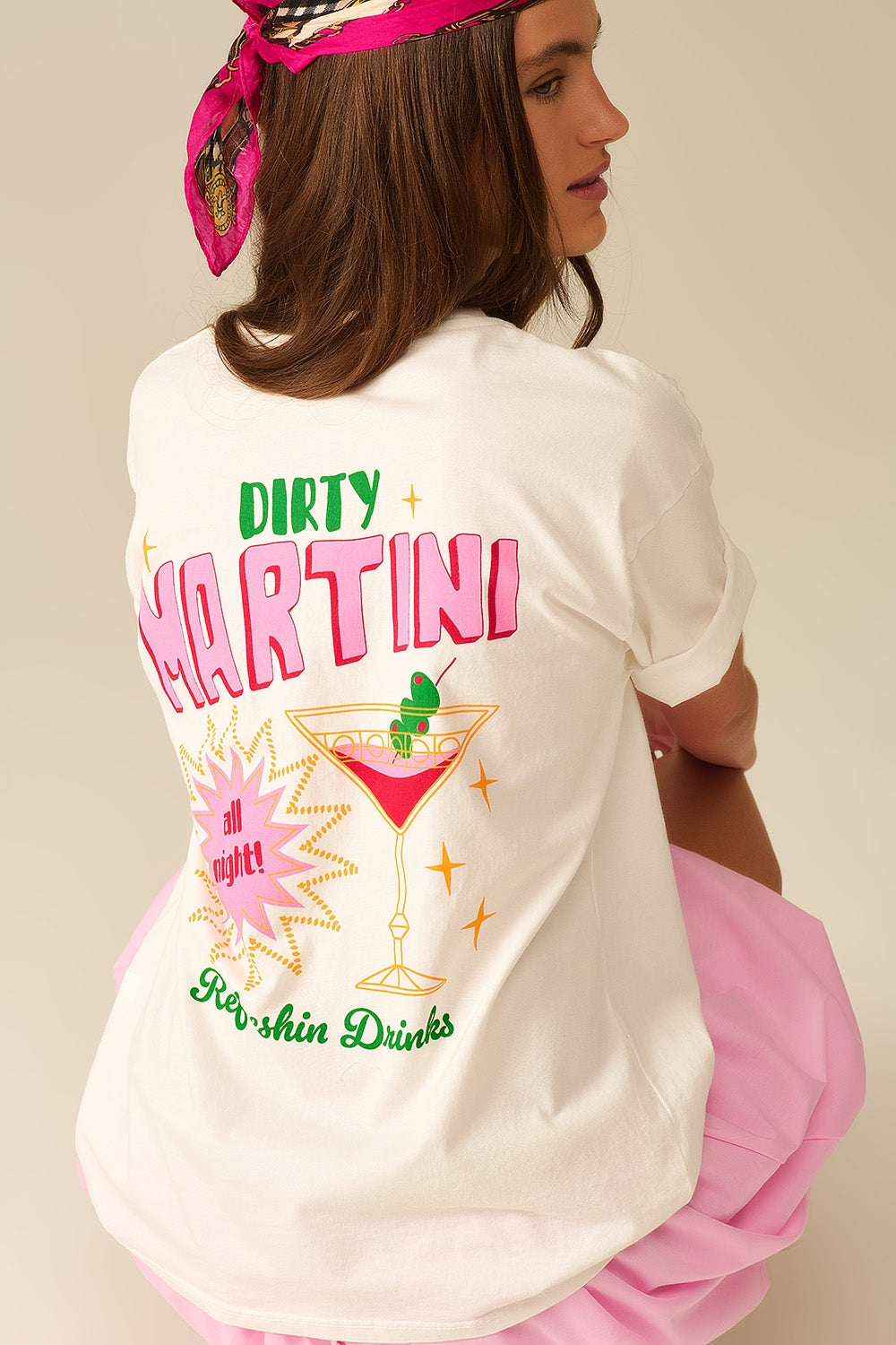 Camiseta branca fabricada em Itália com um logotipo gráfico Martini