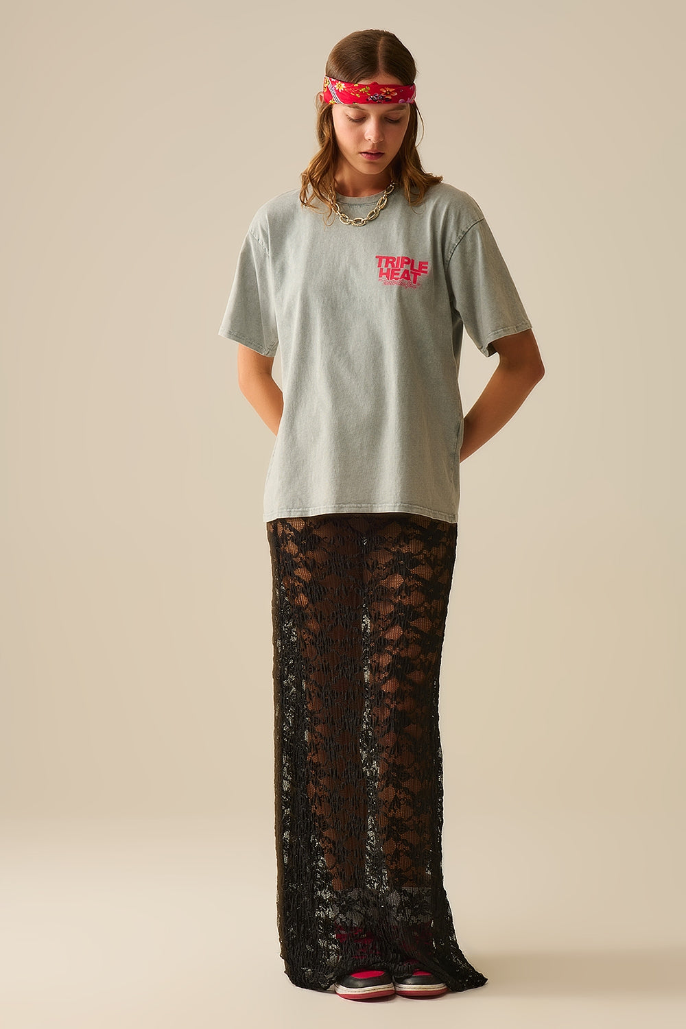 Camiseta de manga curta TRIPLE HEAT LOGO em cinza lavada de corte relaxado