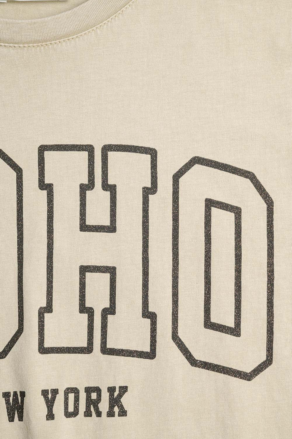 T-shirt Oversized Cream com Soho New York na frente