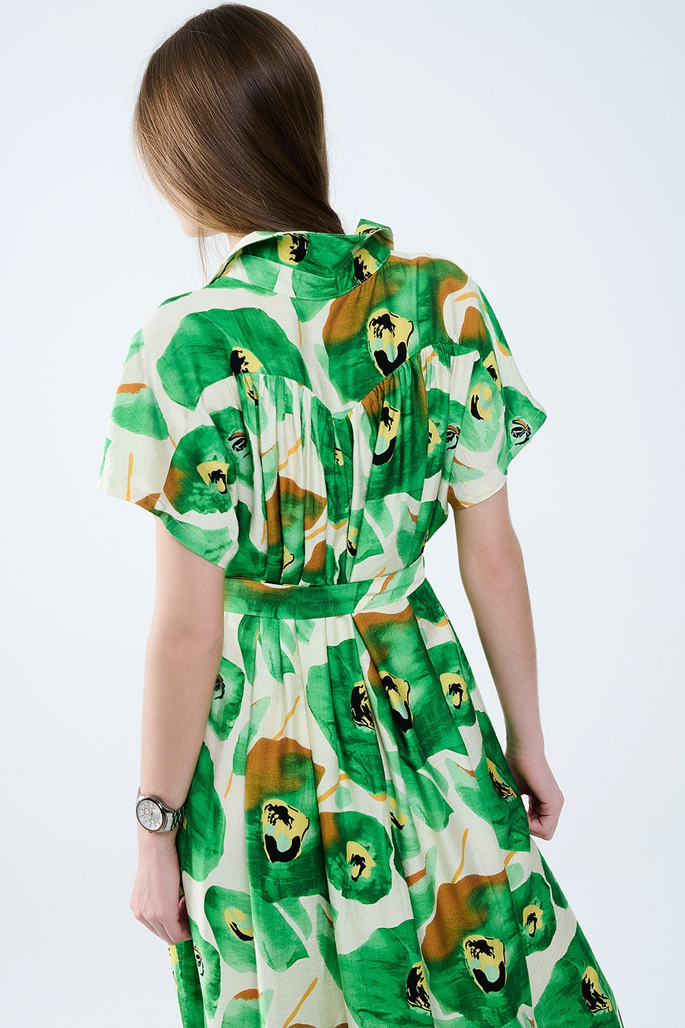 Vestido Bliss Floral em tons verdes e quentes