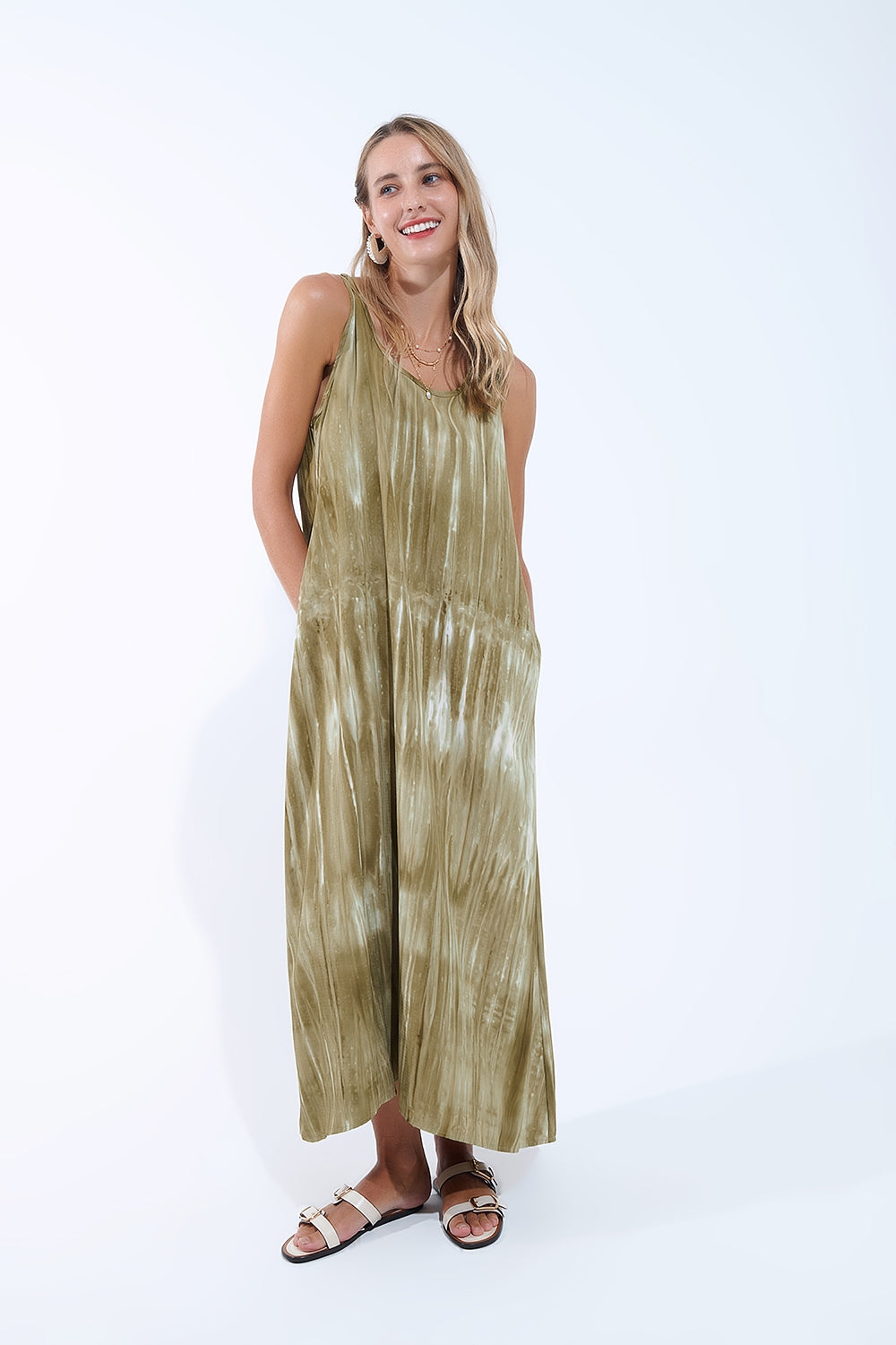 Vestido Boho Descontraído em Tie Dye Verde Kakhi em tecido de alta qualidade