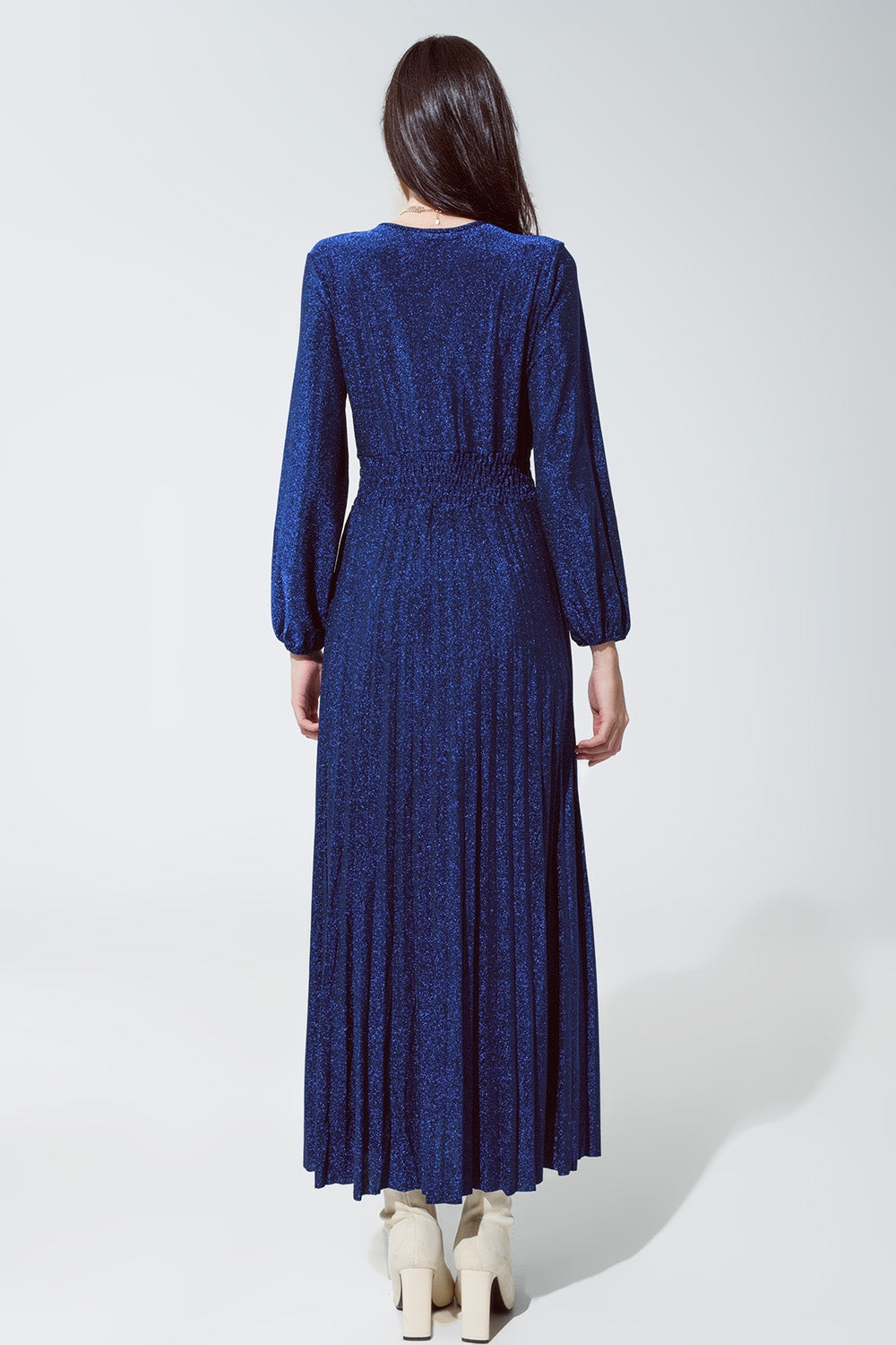 Vestido longo azul brilhante de cintura alta com decote em V