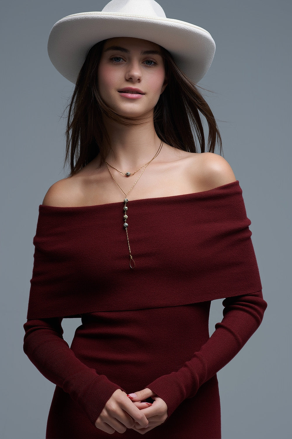 Vestido Maxi Bardot largo em malha cor de vinho