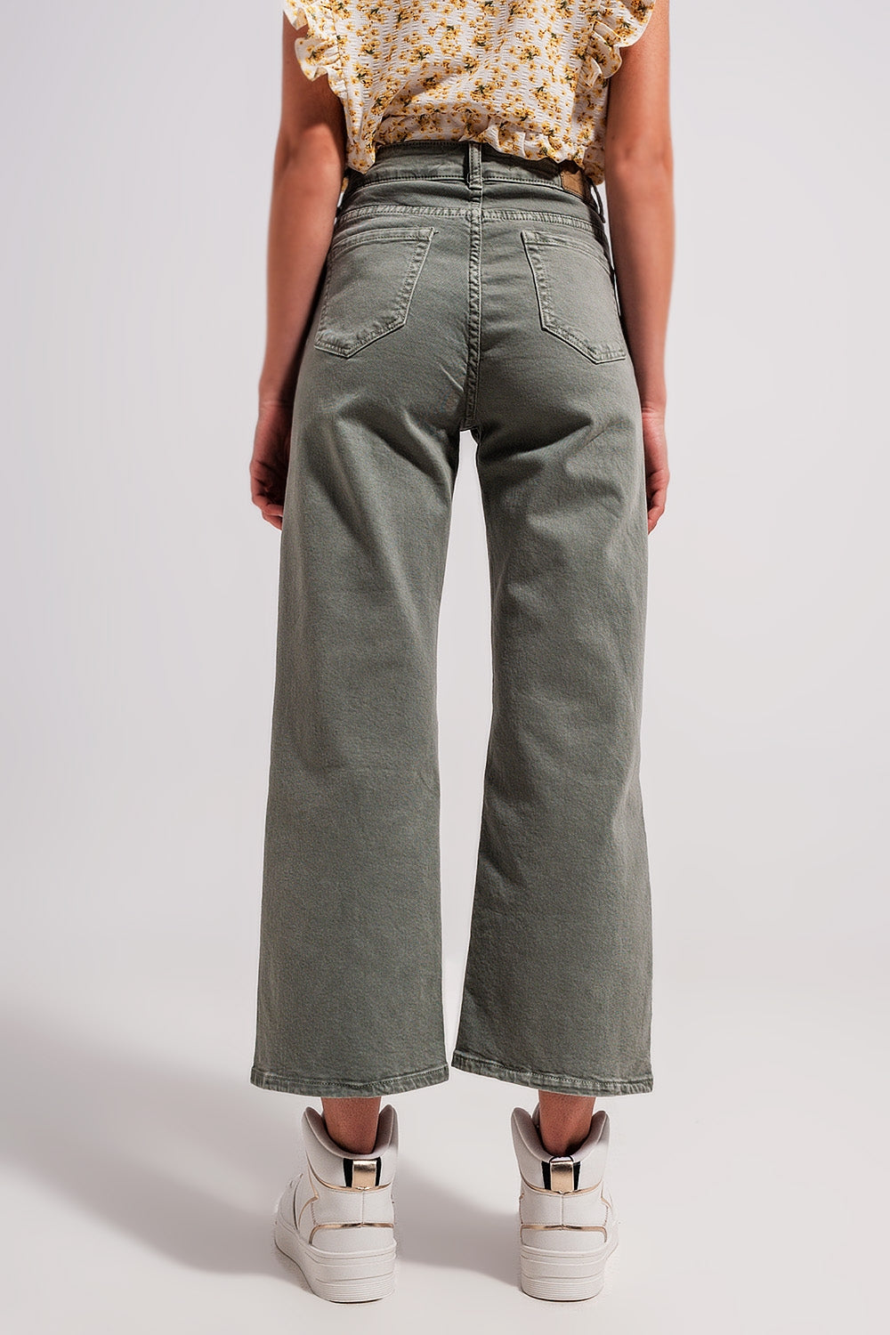 Calça jeans larga cinza