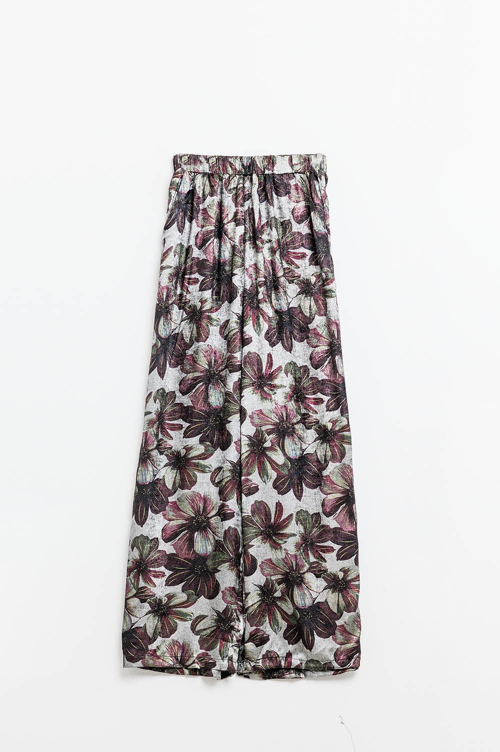 calças largas com estampa floral