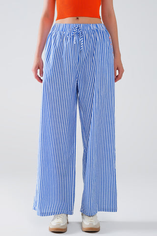 Calça Listrada Azul com Cós Elástico e Bolsos
